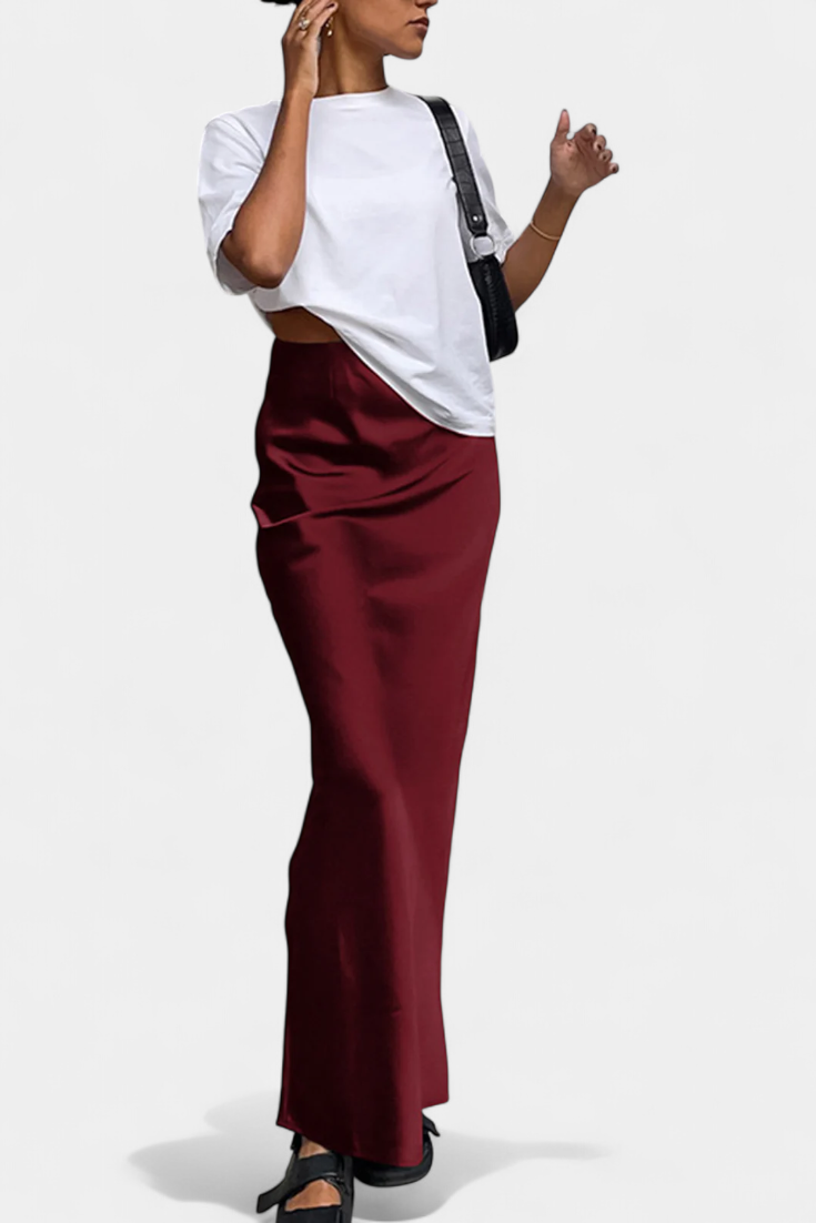 Falda Maxi Satén Negra Corte Fluido Estilo Elegante
