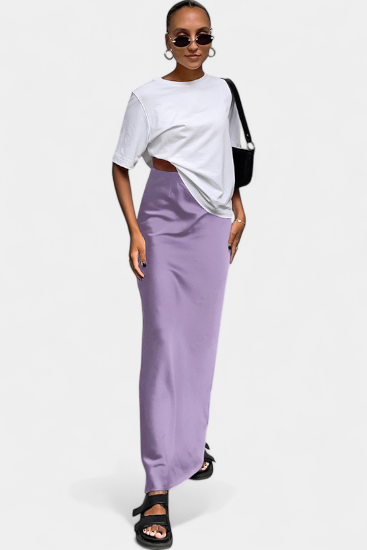 Falda Maxi Satén Negra Corte Fluido Estilo Elegante