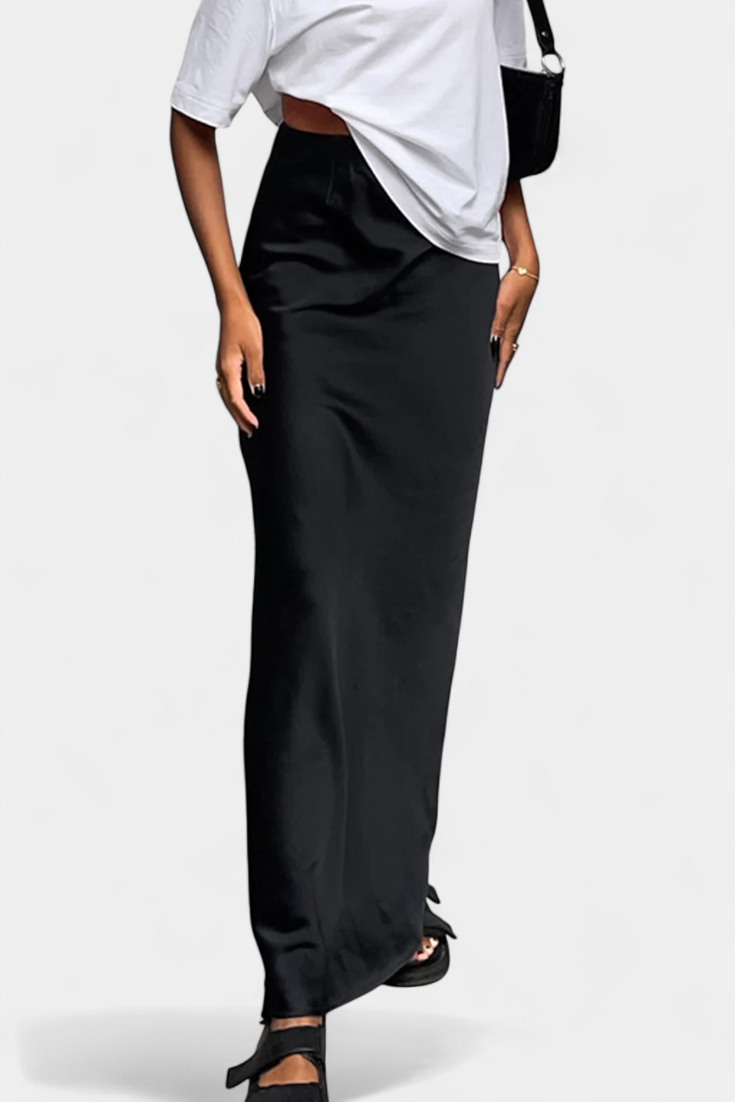 Falda Maxi Satén Negra Corte Fluido Estilo Elegante