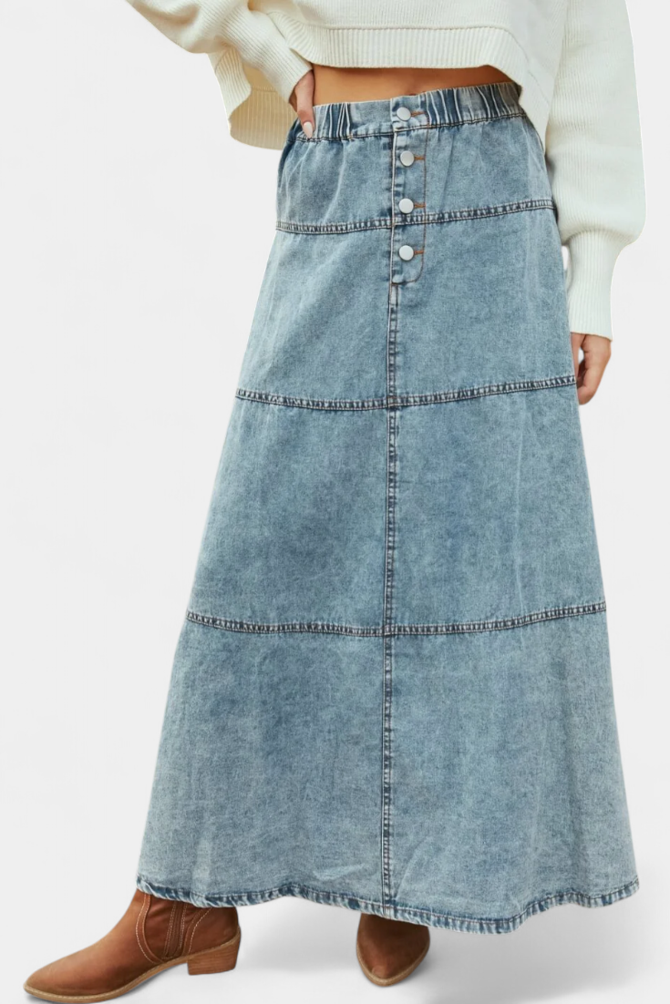 Lorena – Falda Maxi Vaquera Con Pluma Y Costuras Marcadas