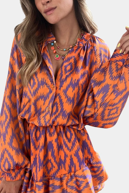 Isabel – Mono Mini Con Volantes Ikat Morado Vibrante