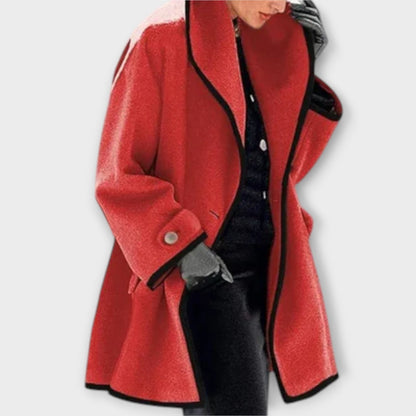 Elena – Trench Gabardina Entallado Con Detalles Refinados